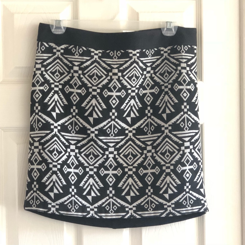 Pixley stitch fix black and white skirt in medium